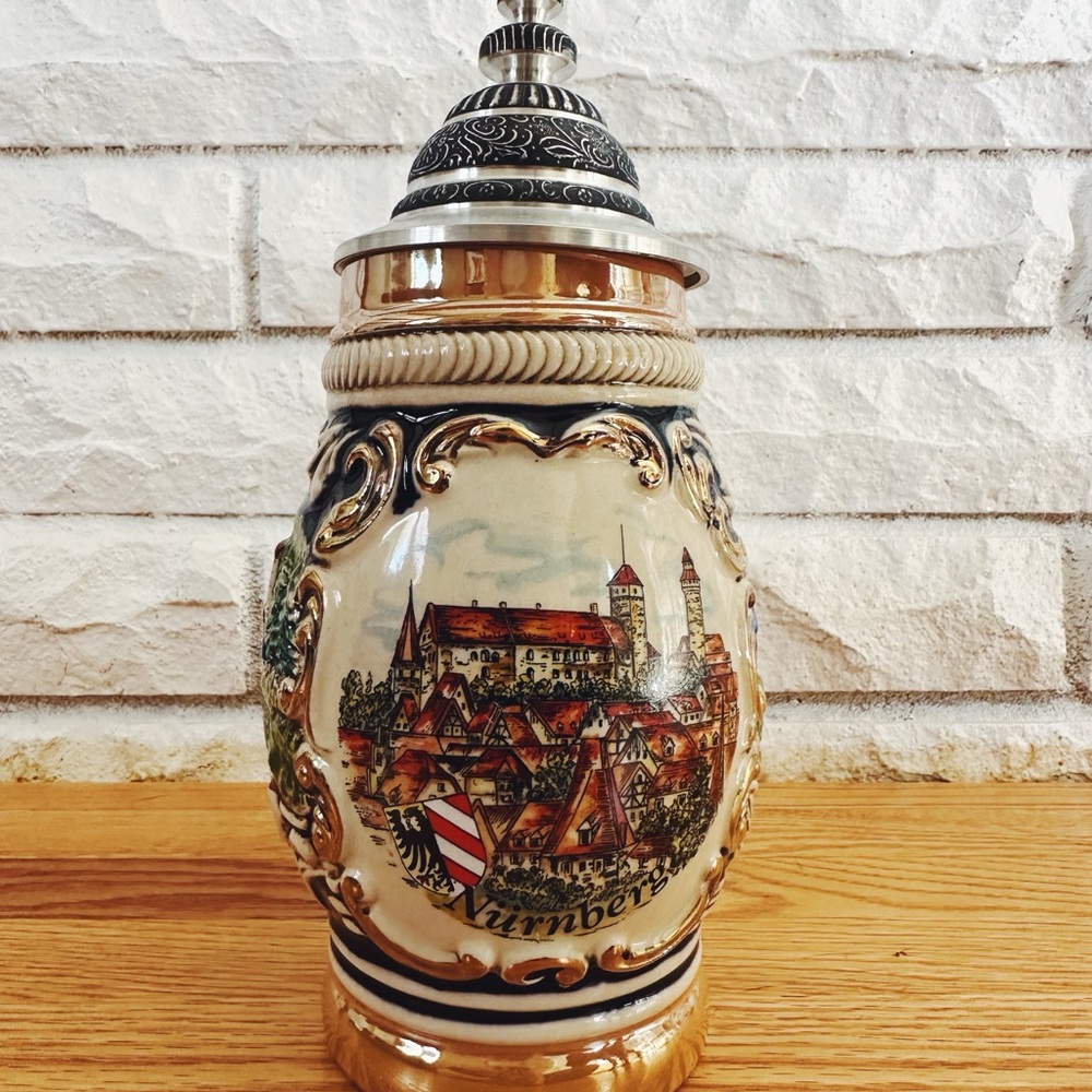 Ceramic Beer Stein with Scenic Design - Picture 2 of 4